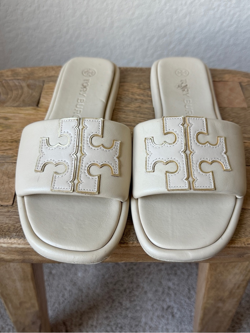 Tory Burch Cream Leather Logo Slide Sandals - Picture 2 of 4